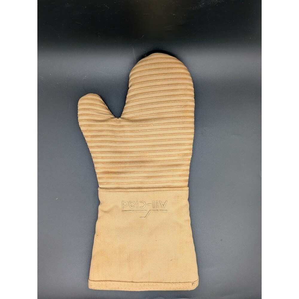 All Clad Silicone Oven Mitt Heat Resistant up to 500 Degrees Cappuccino Tan